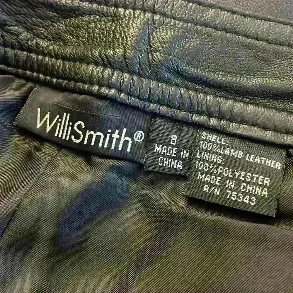 100% leather pants, like new! No flaws. - Picture 7 of 7
